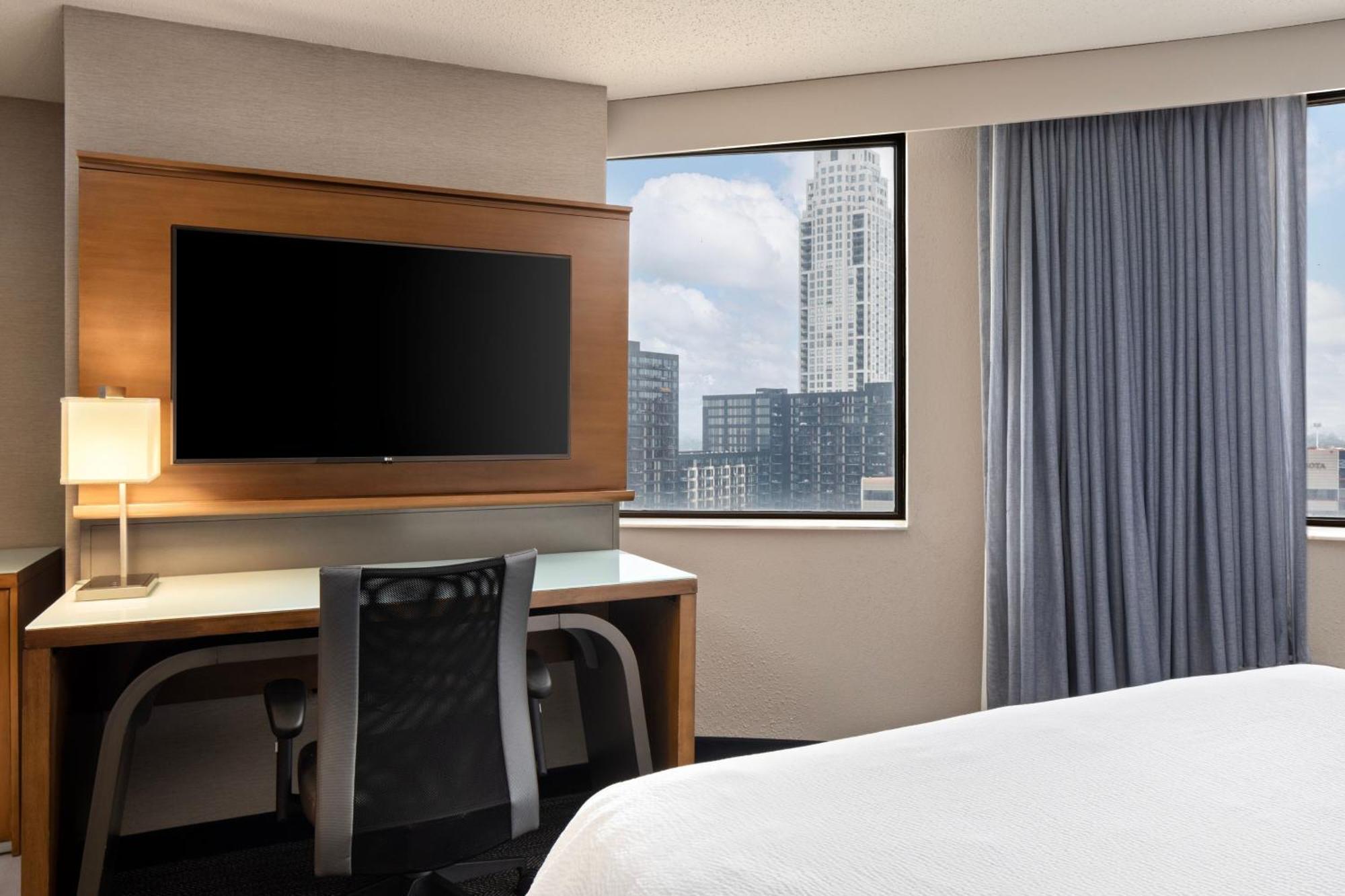 Courtyard By Marriott Minneapolis Downtown Экстерьер фото