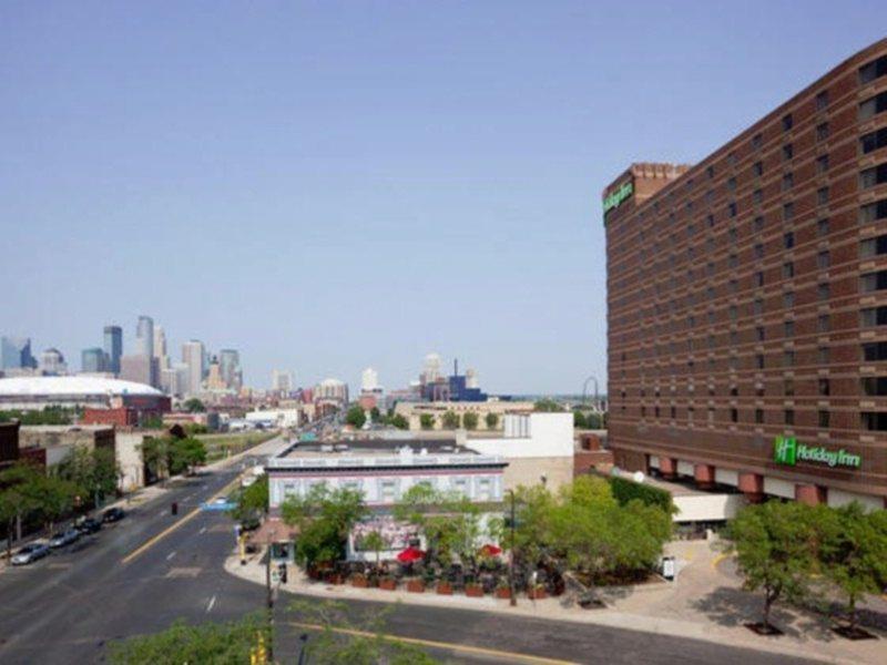 Courtyard By Marriott Minneapolis Downtown Экстерьер фото