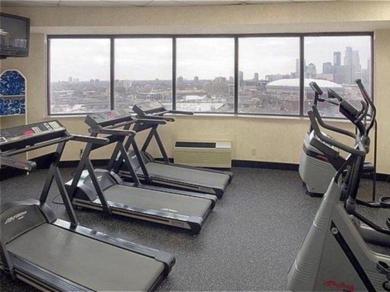 Courtyard By Marriott Minneapolis Downtown Удобства фото