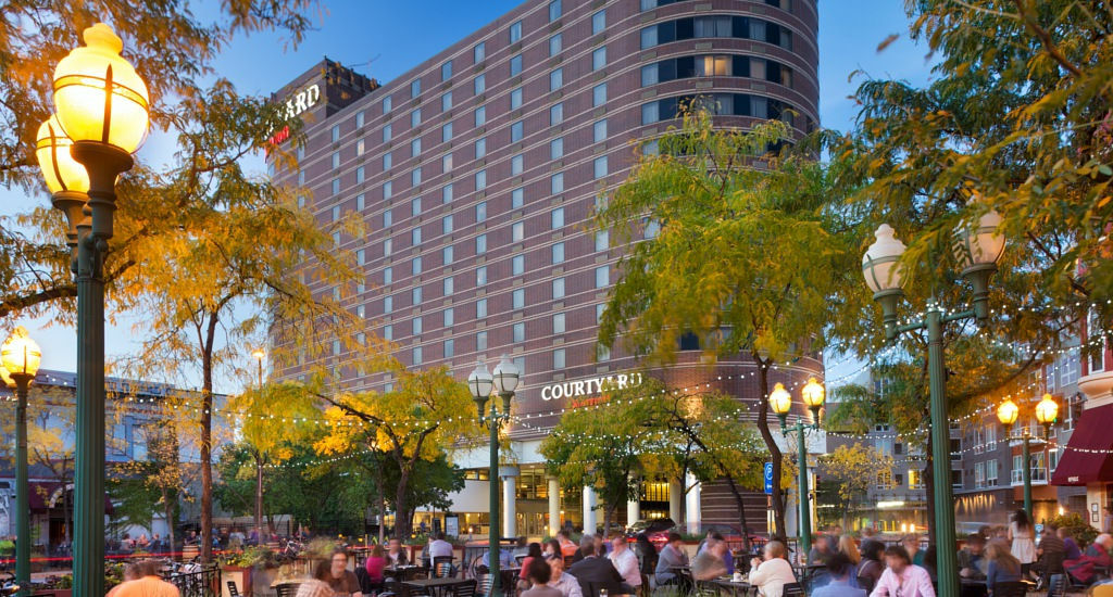 Courtyard By Marriott Minneapolis Downtown Экстерьер фото